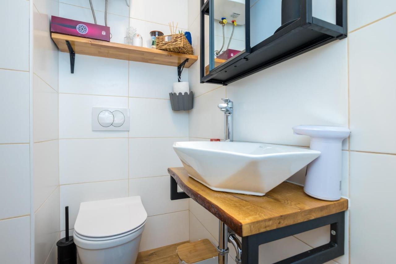 Charming Studio Apartment At House Rustica With Terrace And Nearby Parking Пунат Екстериор снимка